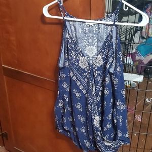 Maurices wrap front tank